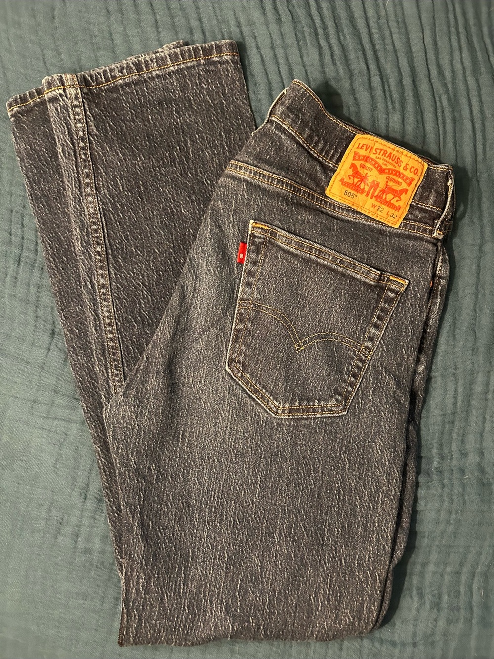 Levi's 505 Faded Indigo Straight Jeans w/ Rare Blank Red Tag.